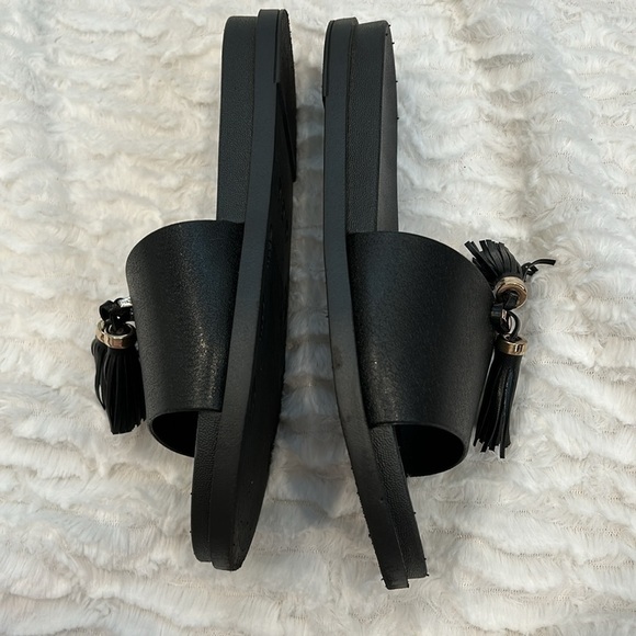 Tassel faux leather slip on slides women’s size 7 classic black summer sandals - Picture 5 of 9